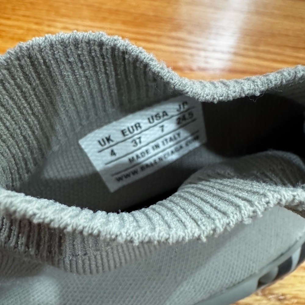 BALENCIAGA Gray Sock Sneakers - Picture 5 of 6